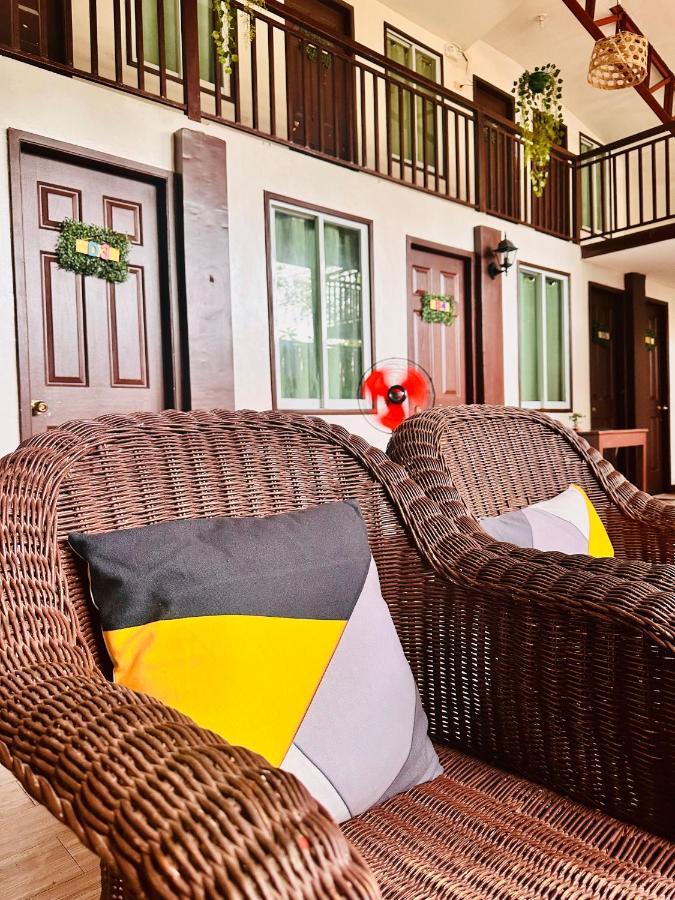 Close To The Airport, City Center, Accessible - Amancio'S New Extension Puerto Princesa Exterior photo